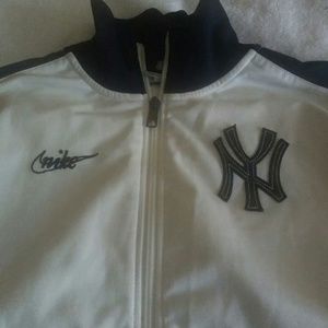 Nike NY YANKEES TRACK JACKET SZ SMALL